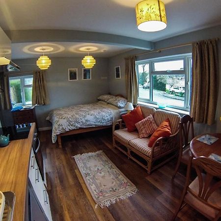 Cheltenham Studio Apartment Eksteriør billede